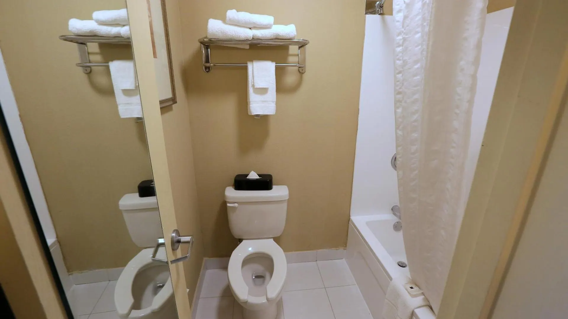 Country Inn & Suites By Radisson, Charlotte I-85 Airport, Nc États-Unis